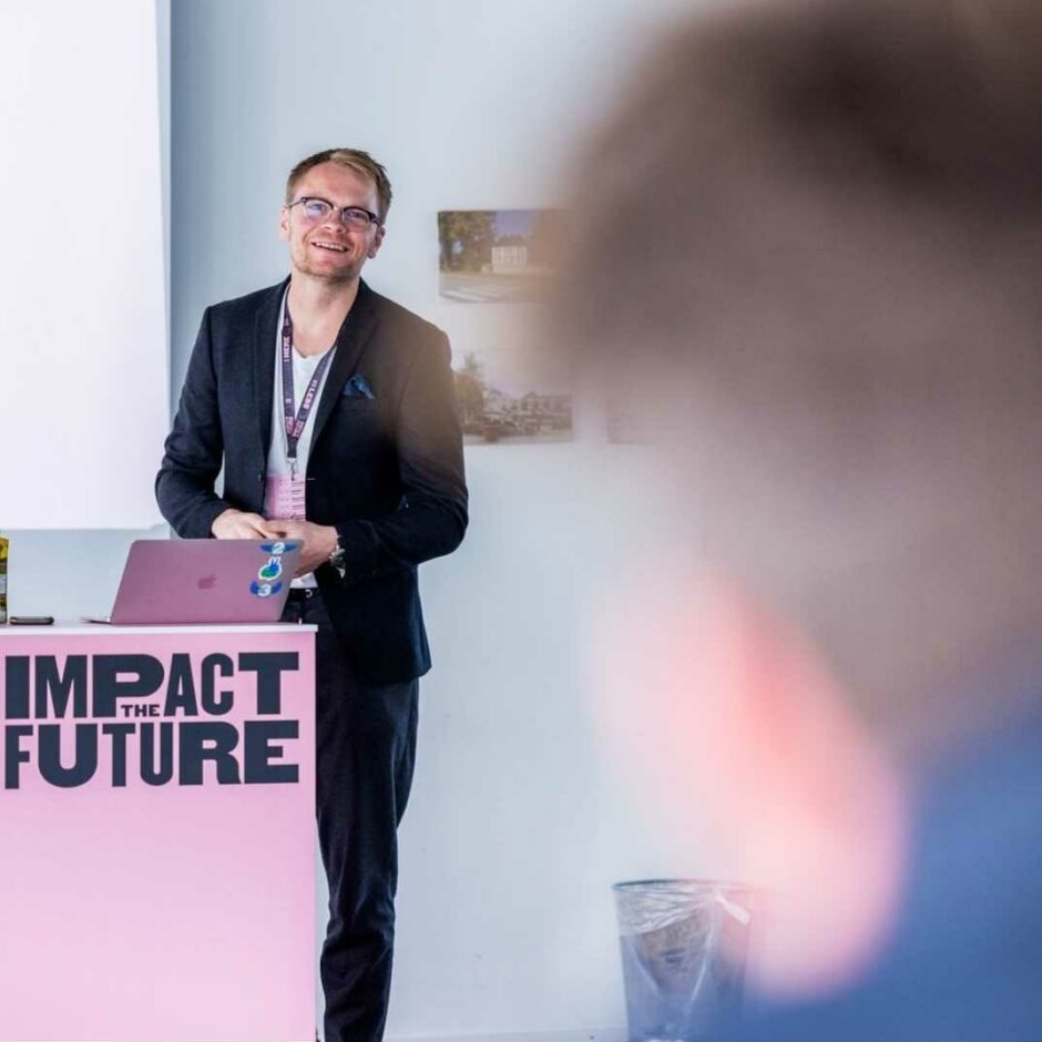precis-digital-impact-the-future-anders-lykke